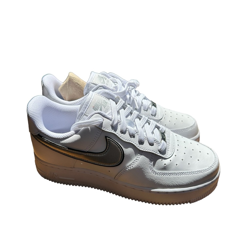 Nike Air Force 1 Low '07 White Metallic Silver Black (Women's) 7.5 - without box